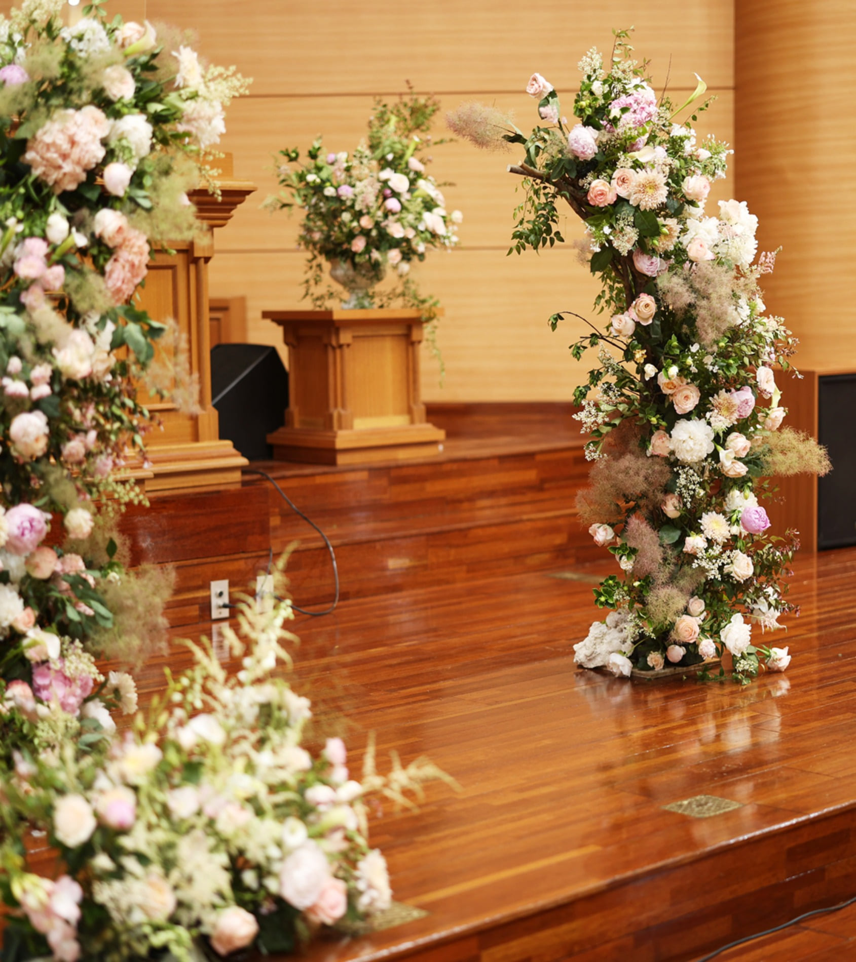 테너 존노 Wedding Directing and Flowers